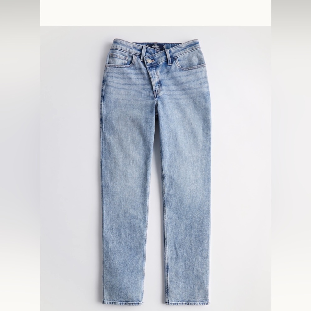 brand new never worn holister jeans